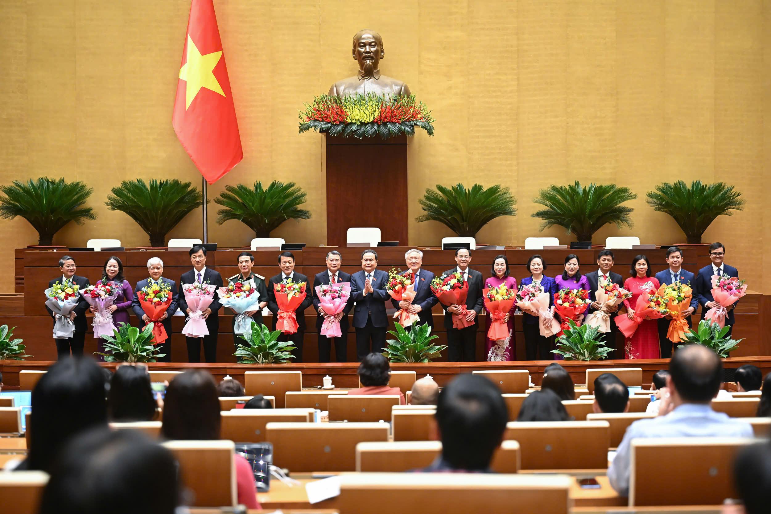 260620250144-202506261105427245_gen-h-z6743484335653_d8922cc2e646fe88a3a59d71a947b133