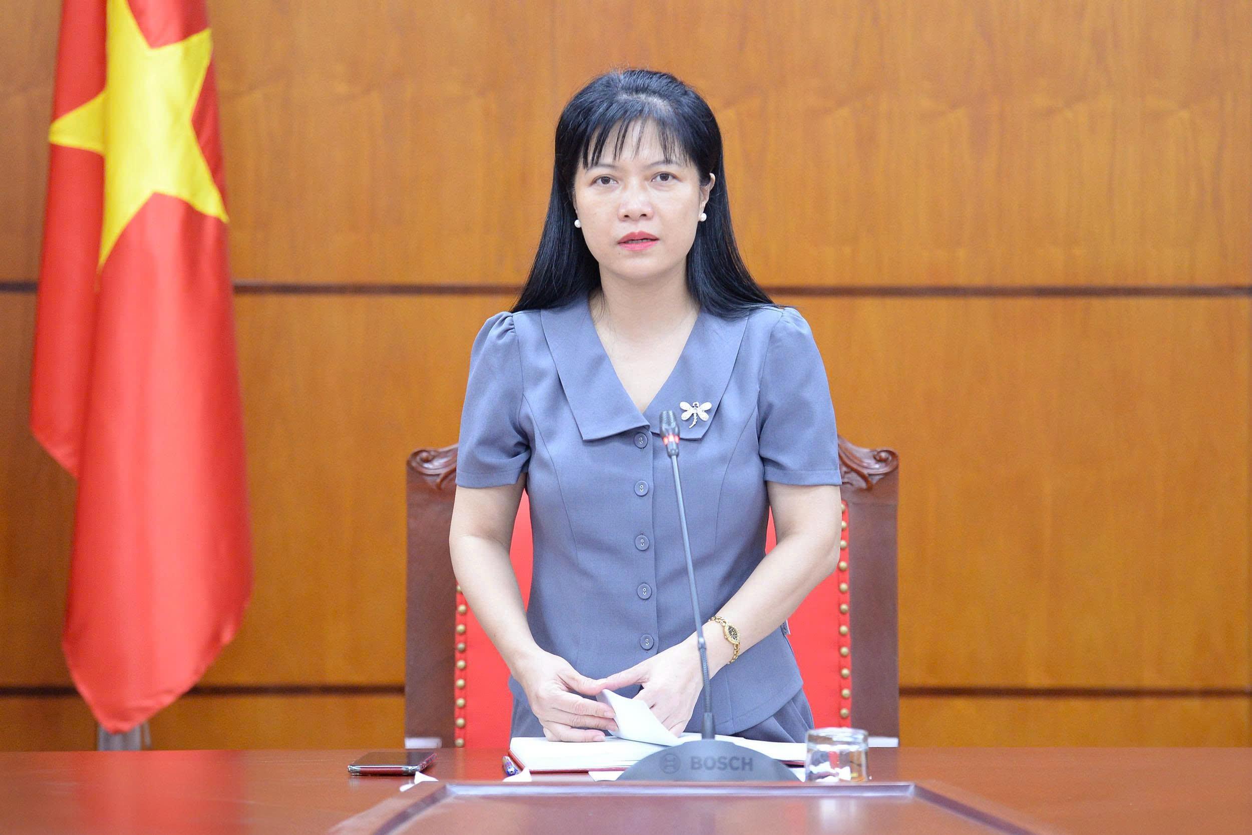 Phó Chủ nhiệm Ủy ban Công tác đại biểu Quốc hội, Phó Chánh Văn phòng Thường trực Văn phòng Hội đồng Bầu cử quốc gia Tạ Thị Yên chủ trì cuộc họp