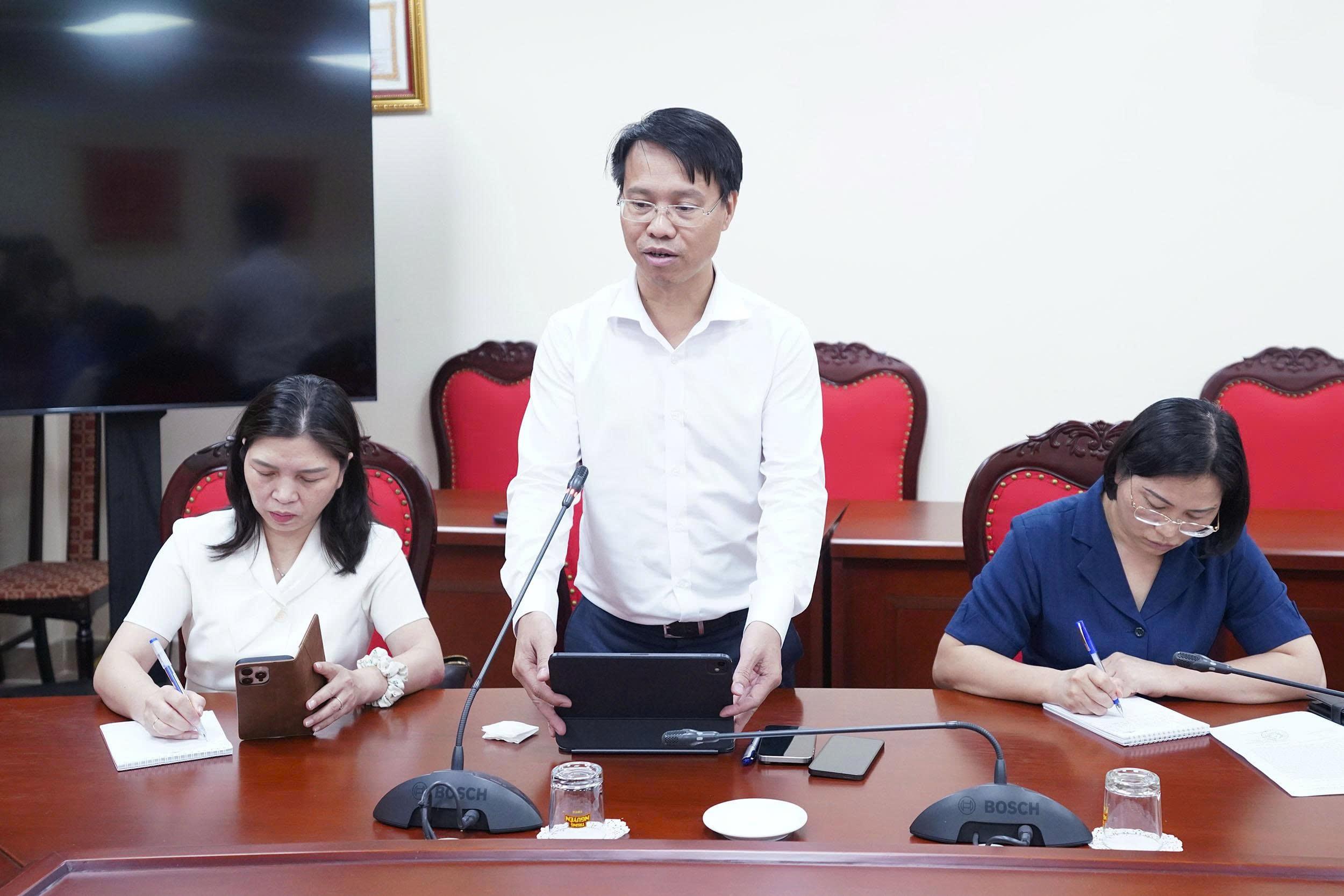 Vụ trưởng Vụ Chuyển đổi số Bùi Danh Tuyên phát biểu